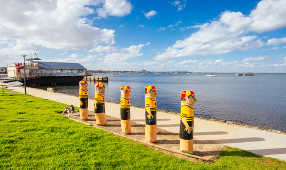 吉隆彩繪木偶樁 Geelong Bollard Figures